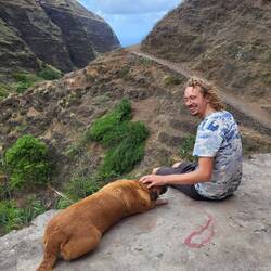 Jan findet wieder sofort einen Freund.