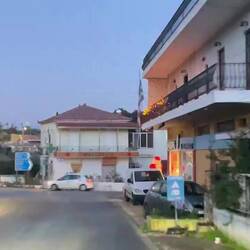 ..wir sind in 10min da..