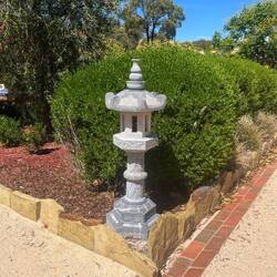 Feature lights on the paths