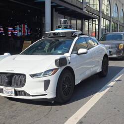 Selbstfahrende Autos sieht man öfter