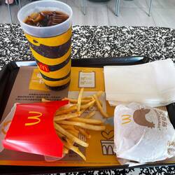 Ich hab's wieder getan, lecker Mittagessen bei MC