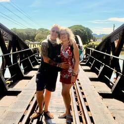 Premiers pas sur le pont de la rivière Kwai 🥰