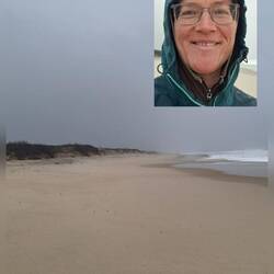 Einsamer Strand bis zur Unendlichkeit