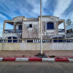 Casas de playa descuidadas