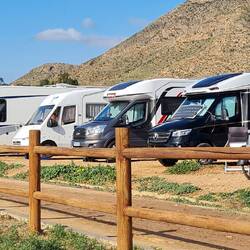 Wie stehen nicht alleine