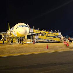 So bin ich auch noch nie aus einem Flugzeug ausgestiegen.