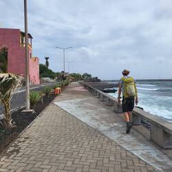 Strandpromenade von Porto Novo.