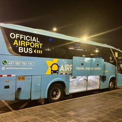 Bus zum Flughafen 🚌