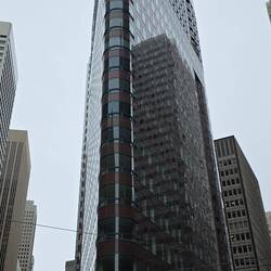 Ein moderner Wolkenkratzer