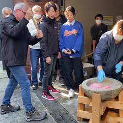 Mochi pounding, man style