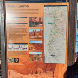 Normalerweise Shuttle Busse, aber im Winter darf man selbst fahren.