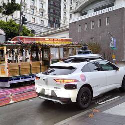 ÖPNV alt und modern.