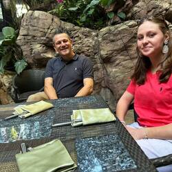 Beim Frühstück...✨🌺✨