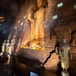 Golden Mount Temple🌺🪷🛕🦜