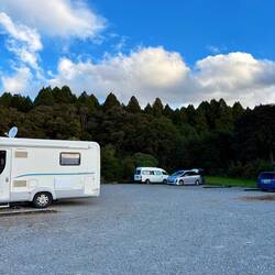 Naast twee Duitsers die na het avondeten allebei aan het werk online moesten (tijdsverschil...) 🙃
