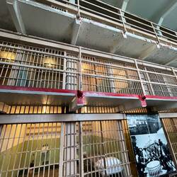 Drei Ebenen mit Zellen