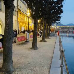 El puente Kapellbrücke parece sacado de una postal navideña viviente.