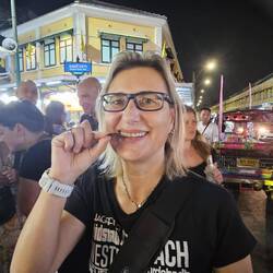 puh, zum Glück bin ich Vegetarierin 🫣 🤣