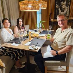 edles Dinner im vermutlich besten Hotel/Restaurant der Stadt.