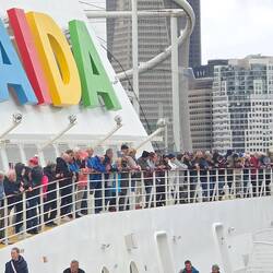 Viele wollen das Auslaufen sehen