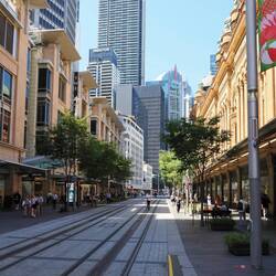 Keine Oberleitung / No overhead line