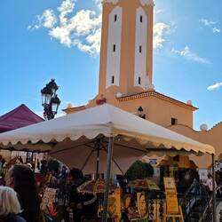 ... eine wirklich schöne Markthalle, sehr vielfältig ...