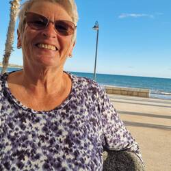 und genieße die Meeresbrise in vollen Zügen