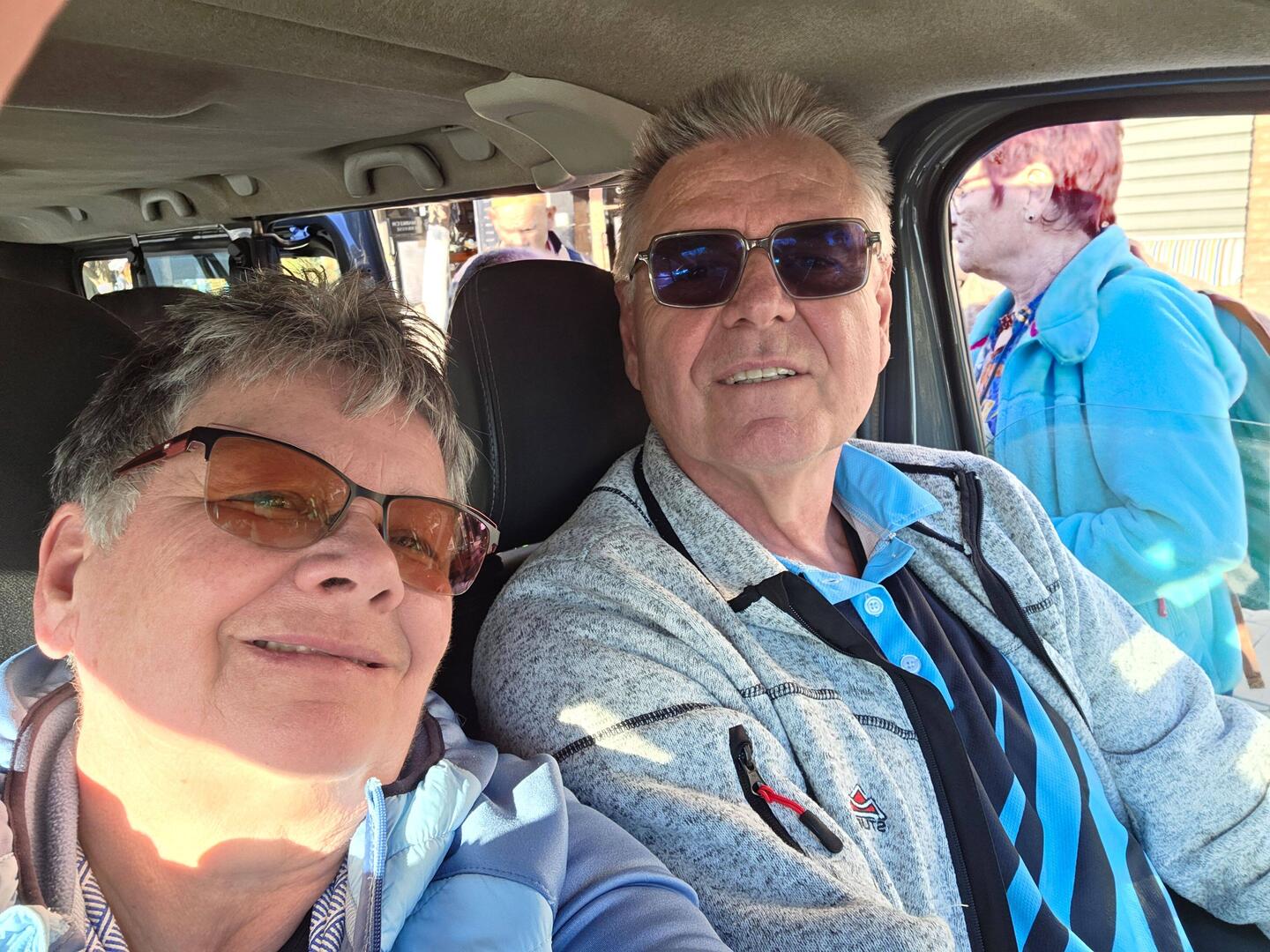 Mit dem TAXI ging es nach Marrakech