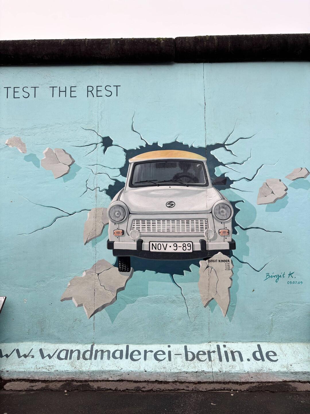 Trabi on The Wall