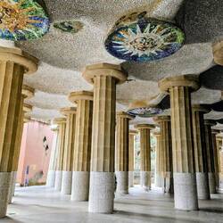 Huge room with columns and tiled mosaics on ceiling