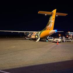 Flugzeug nach Sansibar