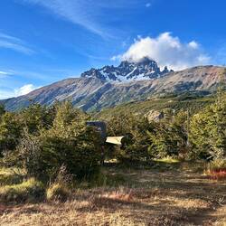 Campingplatz mit Aussicht... dort geht es morgen hoch!