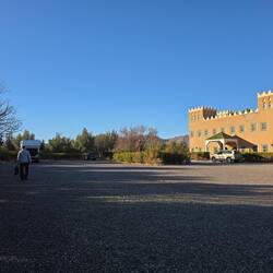 mutterseeleneinsam und alleine 🙃.