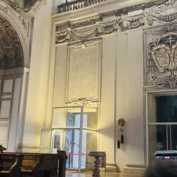 Es imposible no pensar: ¿cómo lograron construir esto sin drones?