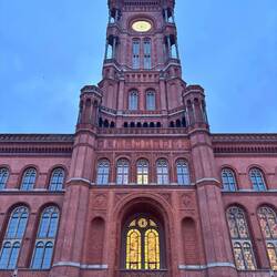 Another xmas market at the Rot Rathaus