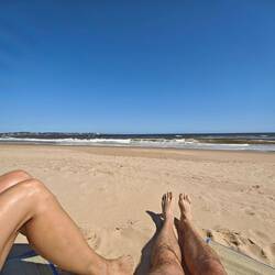 ...zum Vergleich der Strand von Punta del Este mit Blick auf Casa Pueblo