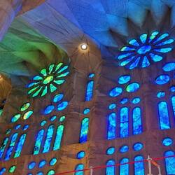 Notice the color shading from blue to green