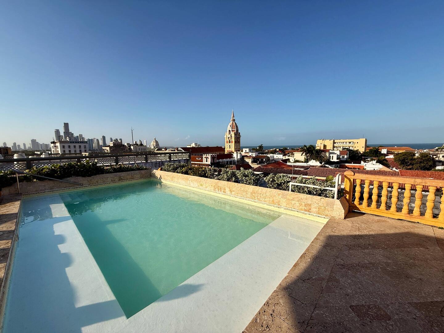 Morgens über den Dächern von Cartagena