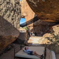 Bett unter freiem Himmel