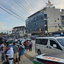 Absolutes Chaos am Busbahnhof.
