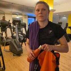 Testing out the gym 🥵