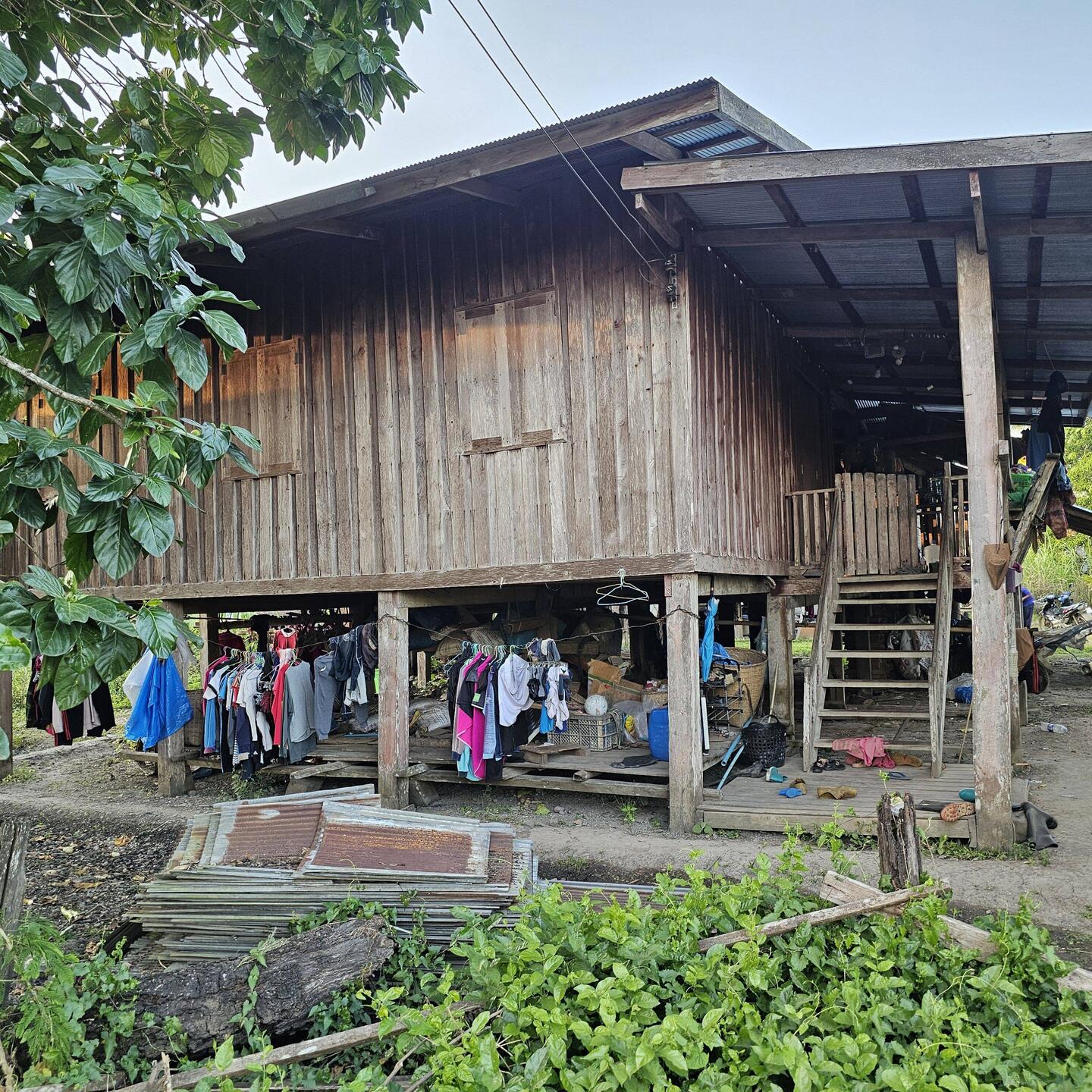 extrem einfache Häuser mit oftmals keinem fließendem Wasser, aber die Menschen wirken glücklich 🤗