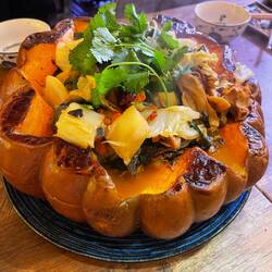 Pumpkin with black chicken