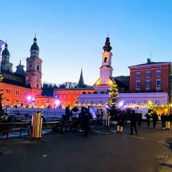 Nuevamente abajo en el casco antiguo de la ciudad