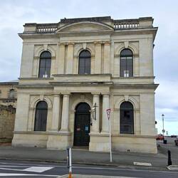 Customs House Gallery