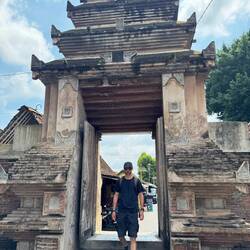 The gateway to enter the old mosque and cemetery courtyards, (Makam Panembahan Senopati)