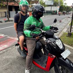 Lilz doing a good job overcoming his fear - 68p Grab to take us the 20min back to our hotel