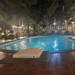 Nachts hatte der Pool schöne 24 °C 👌