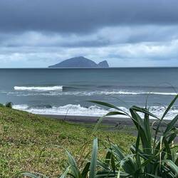 im Hintergrund die Schildkröten Insel
