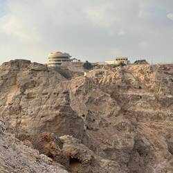 Ein neues 5 * Hotel , jetzt natürlich ganz oben😄, vielleicht ist es für nächstes Mal fertig